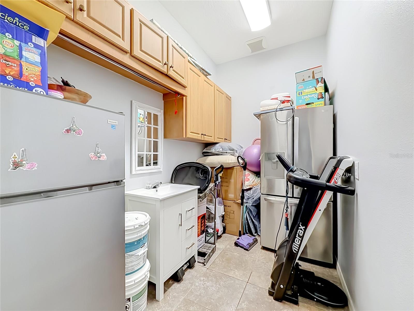 2534 Iris Ann Drive
