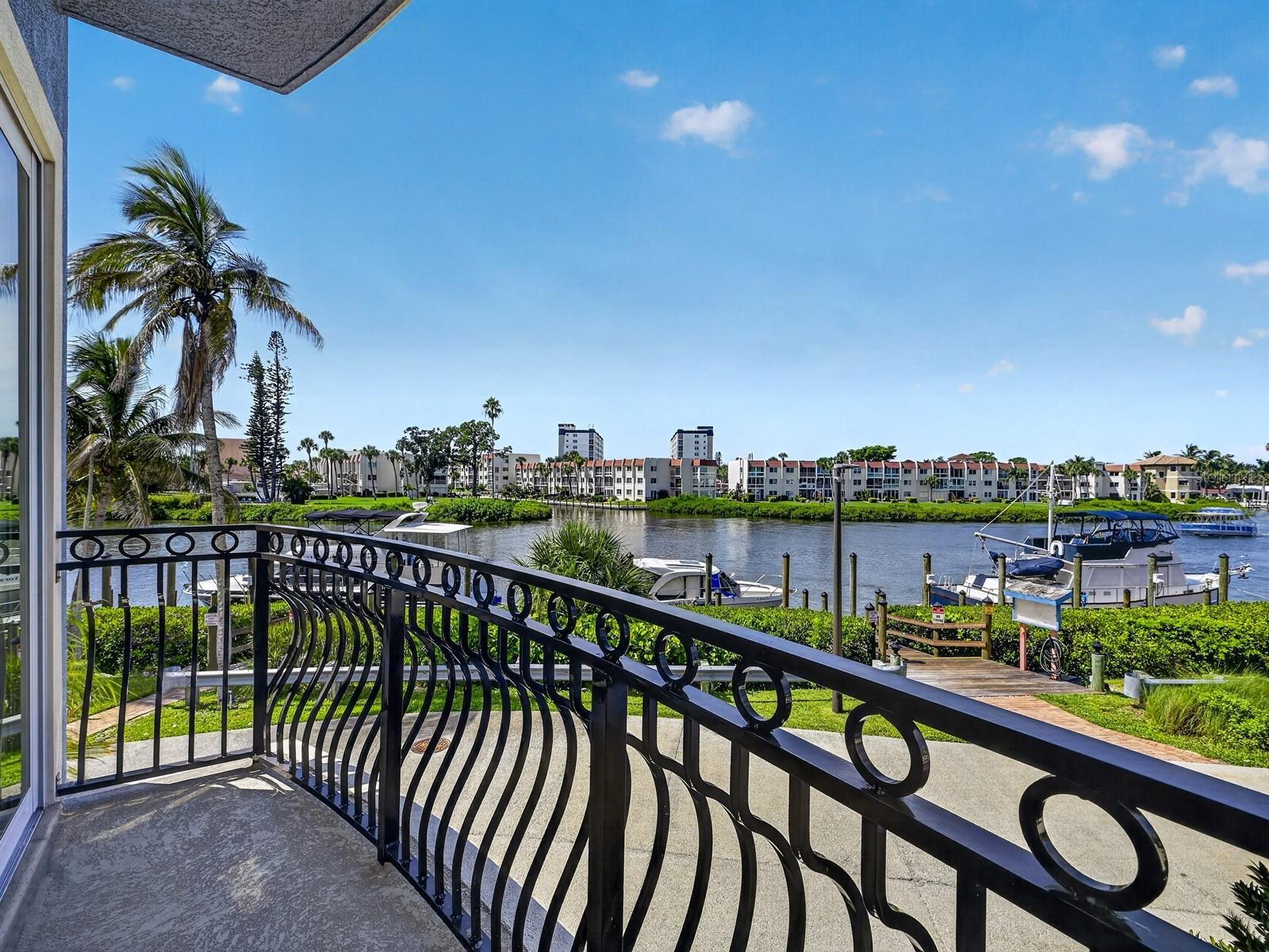 501 Tamiami Trail N 201