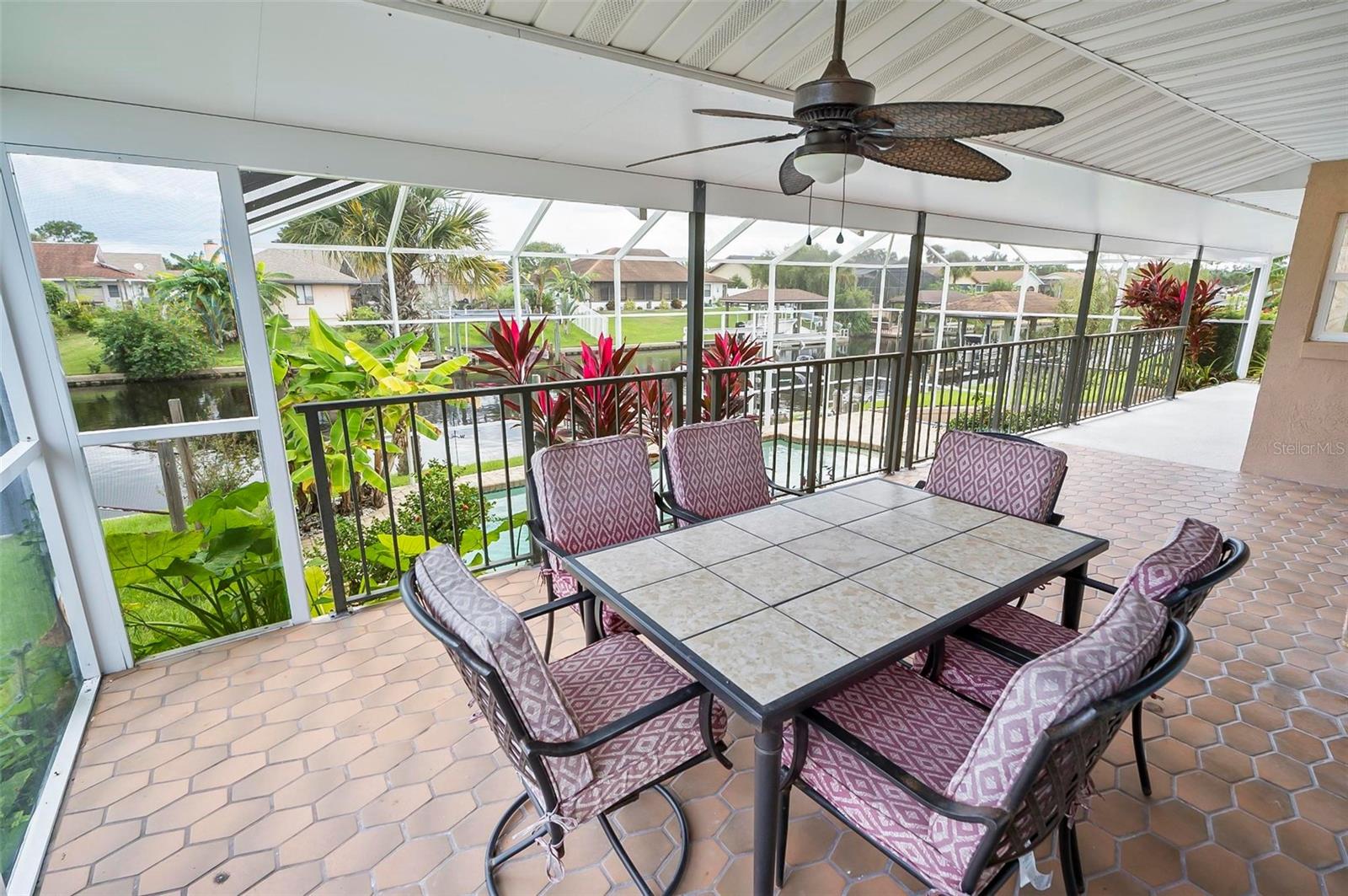15 Clarendon Court S
