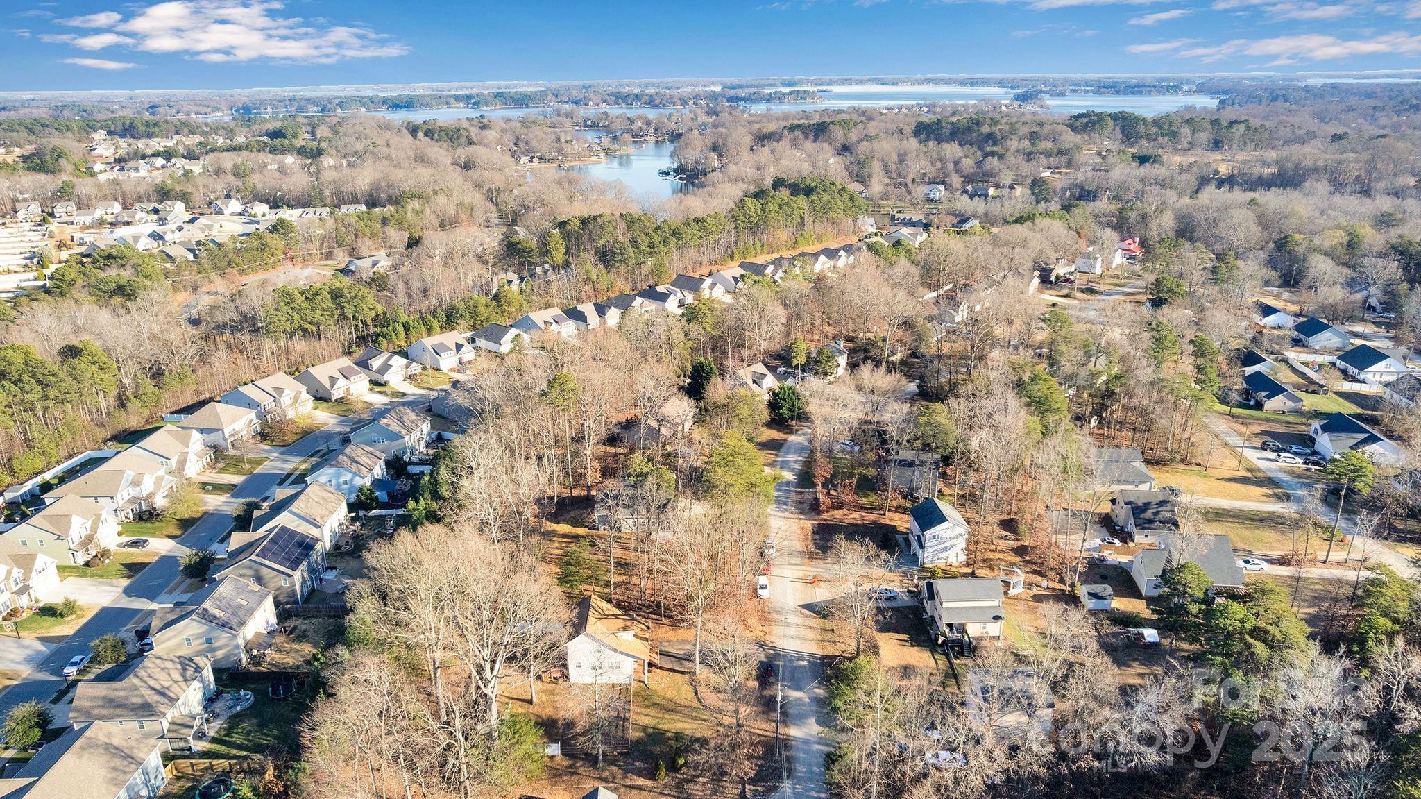 7713 Red Robin Trail