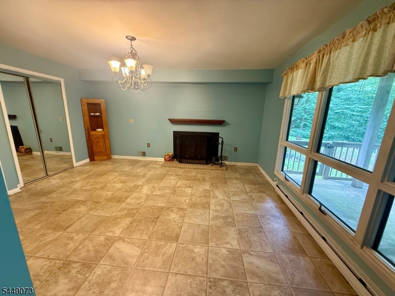 352 Buckhorn Dr
