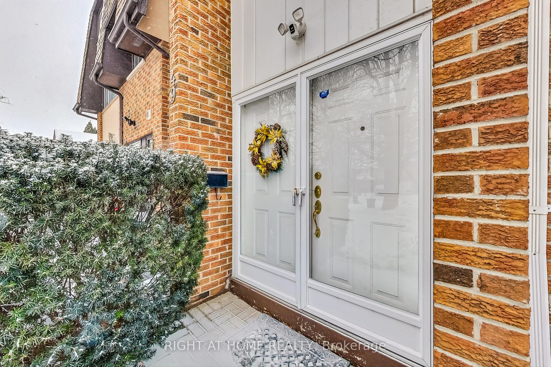 49 Harnworth Dr
