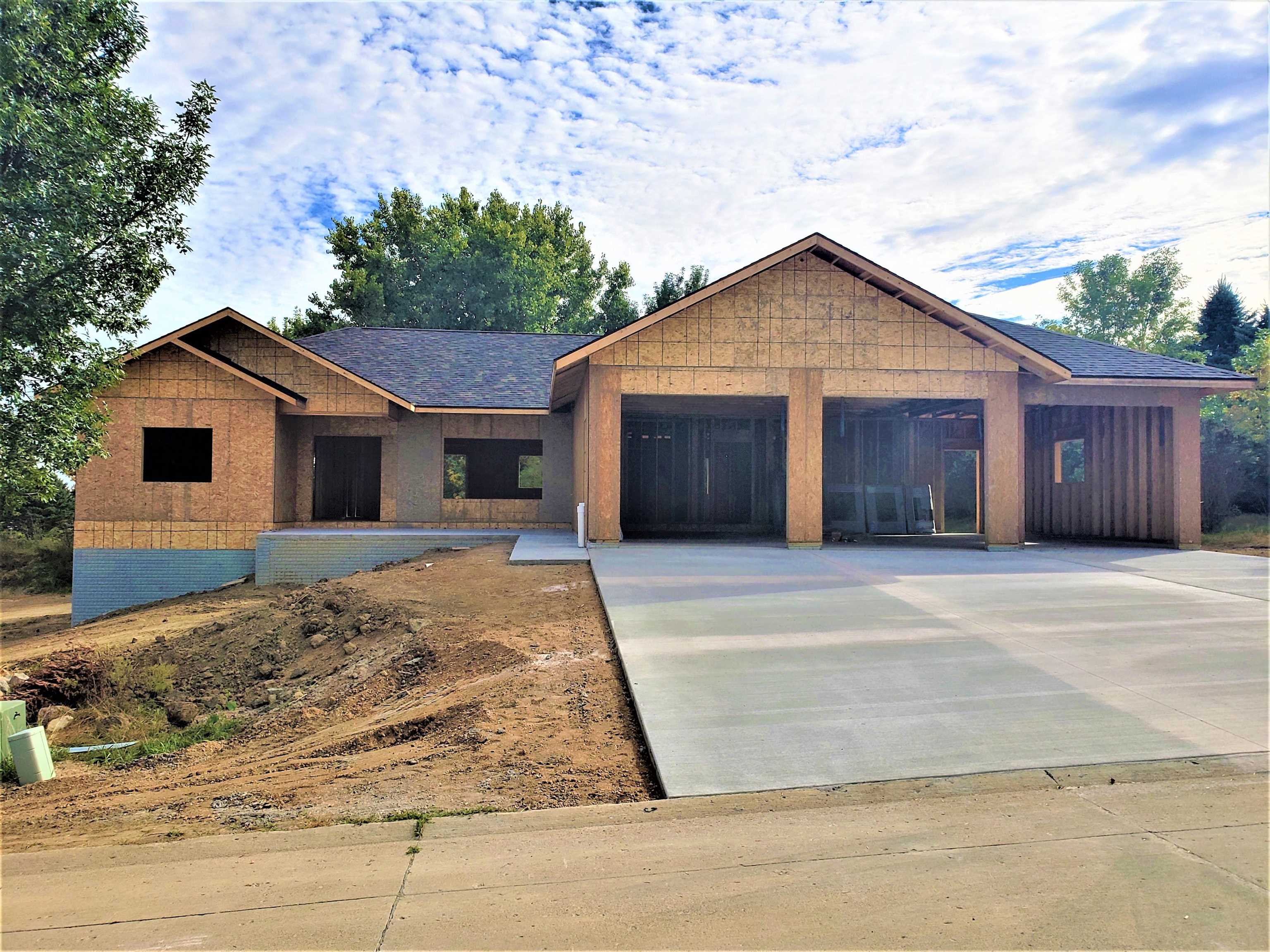 4110 15th Street, Spirit Lake, IA 51360
