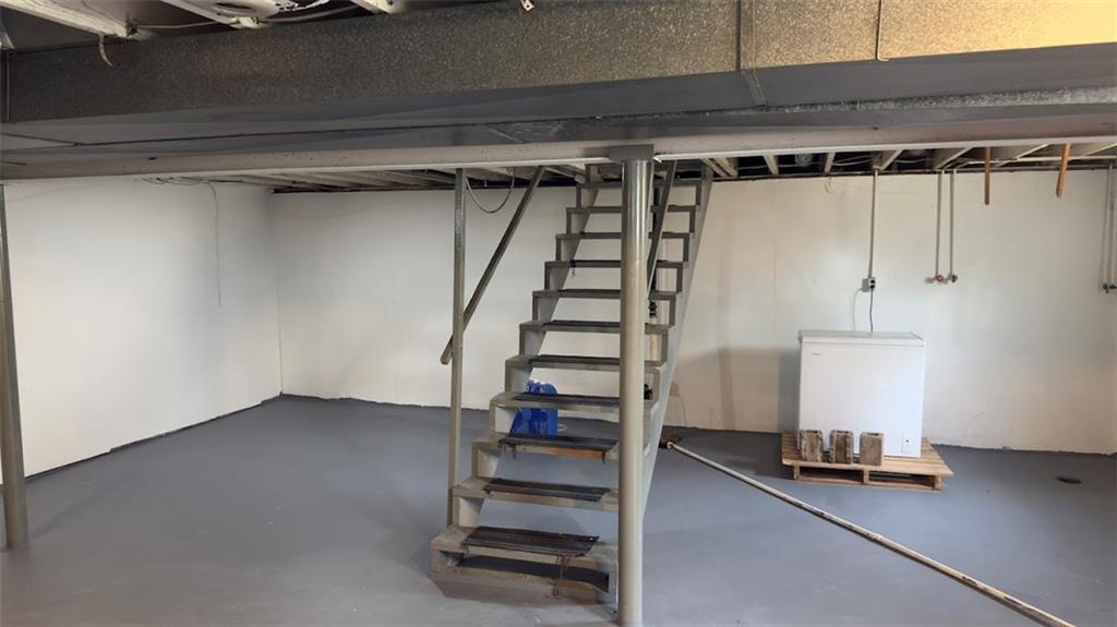 327 E Longfellow Street