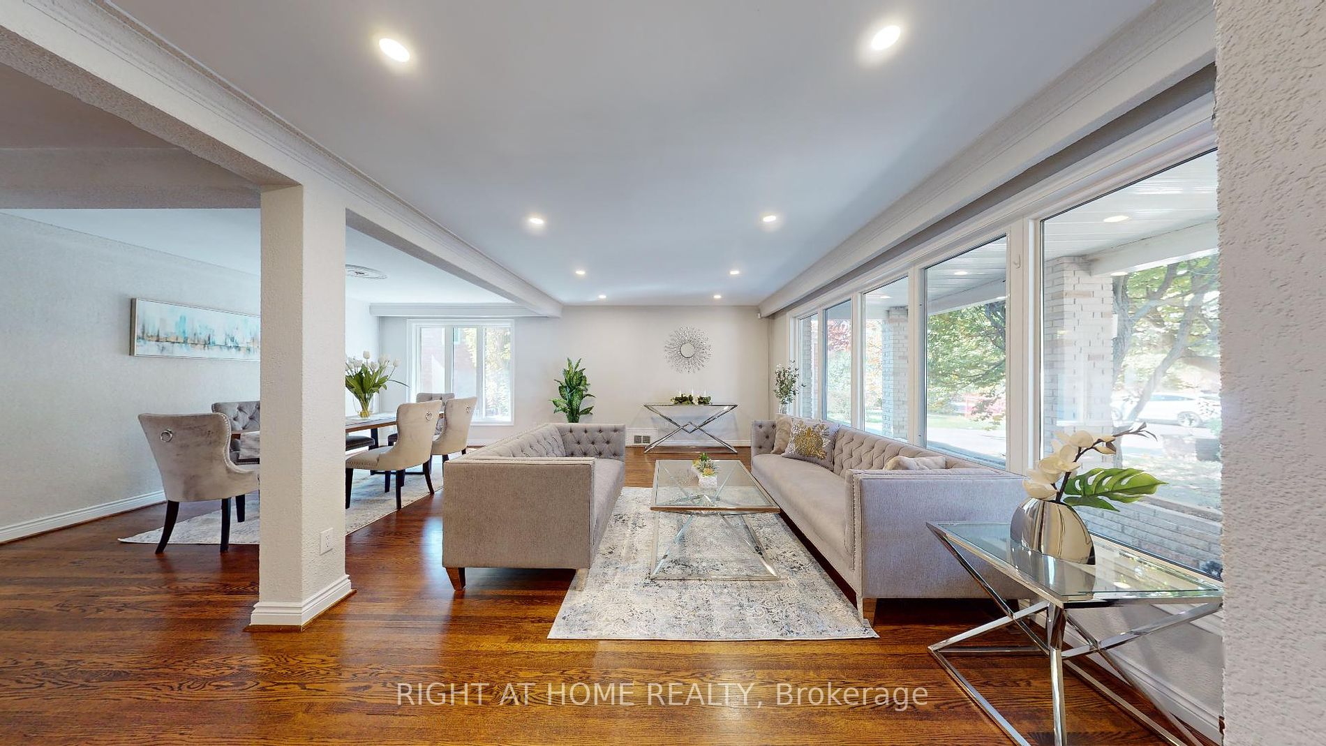 23 Christine Cres