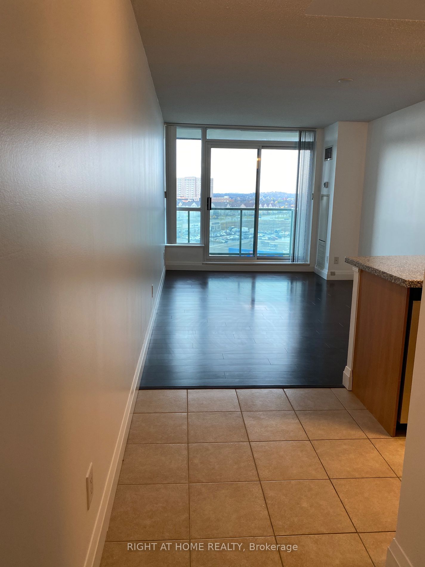 4850 Glen Erin Dr #911