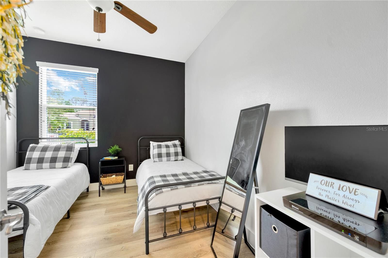 7797 108th Avenue Circle E