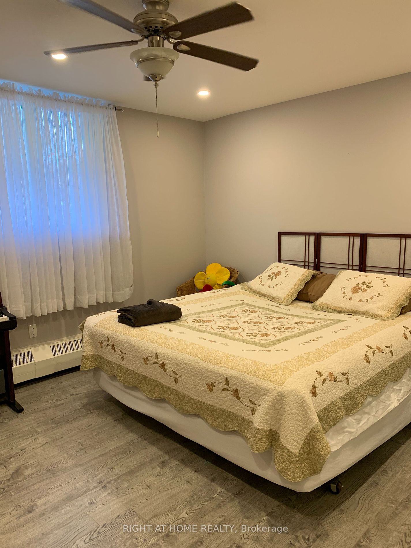 100 Dundalk Dr 208