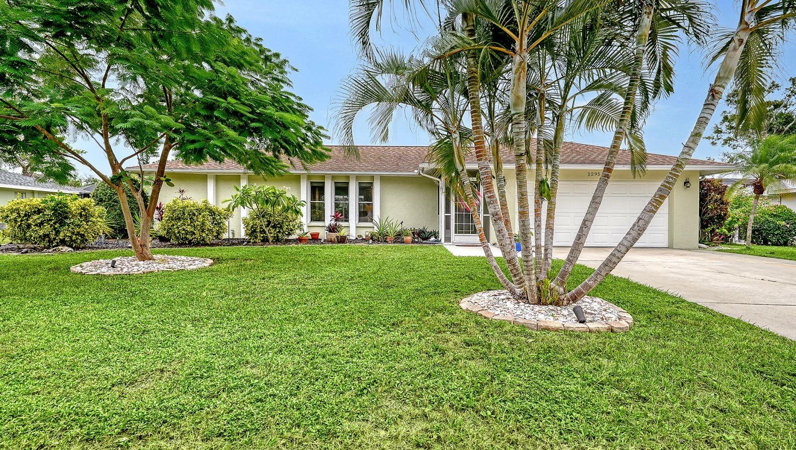 2295 Pine View Circle
