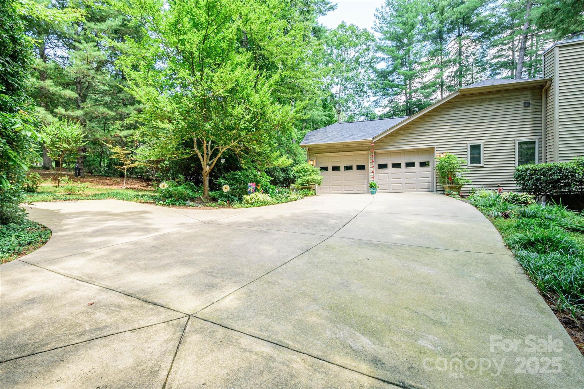 35 Tall Pines Road