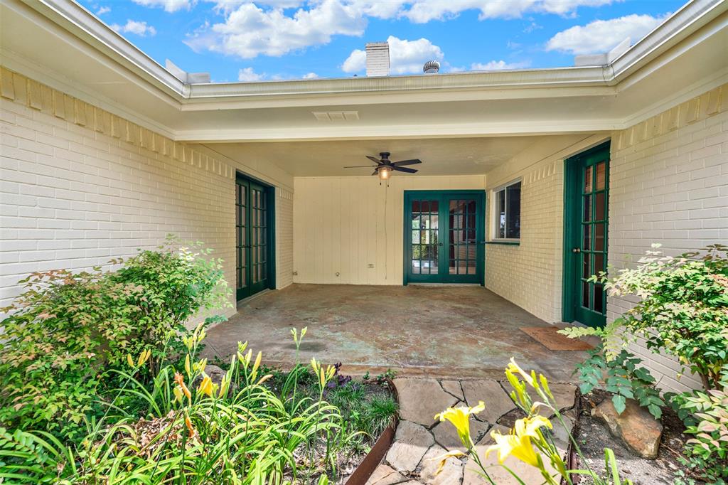 3205 Cross Timbers Lane