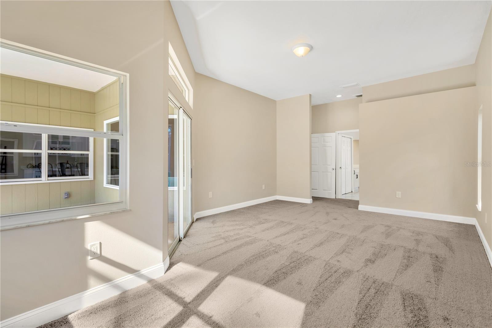 5212 Sunnydale Circle