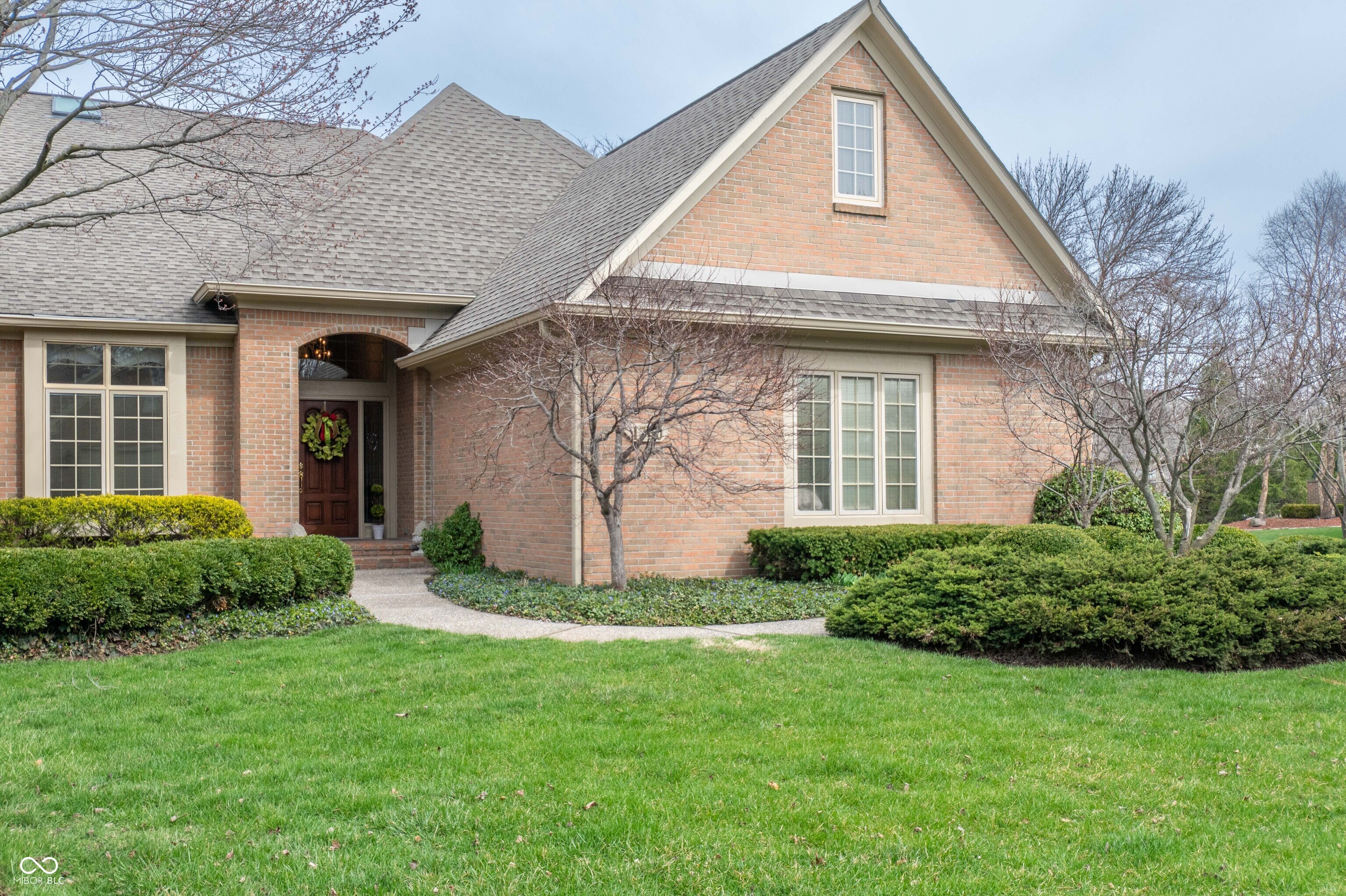 1700 Pathway Drive S