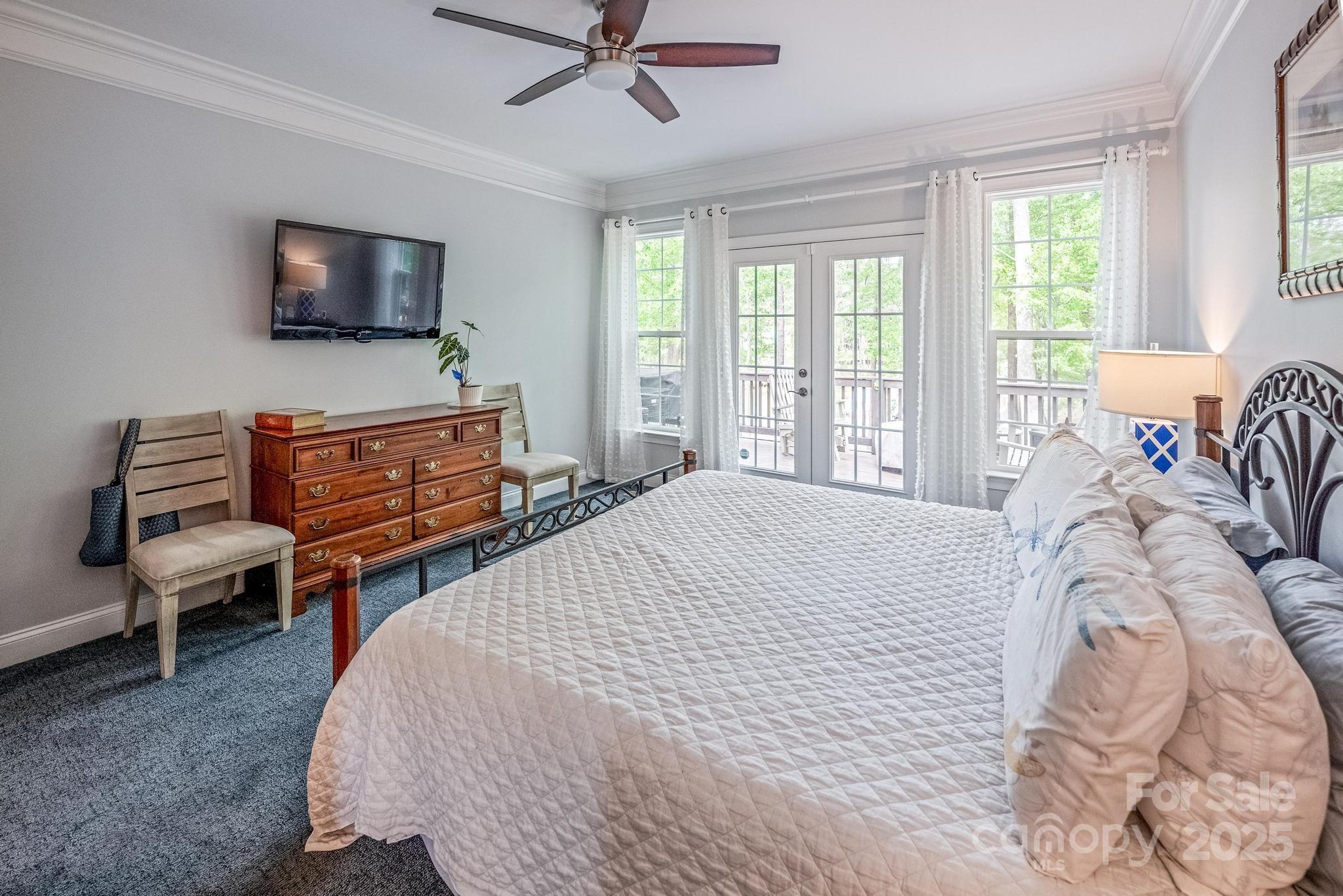 3992 Blue Dory Lane