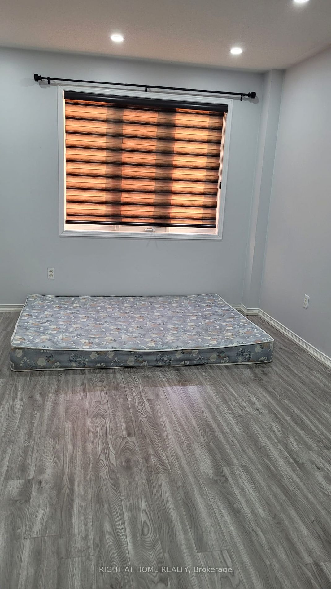 49 Townley Cres