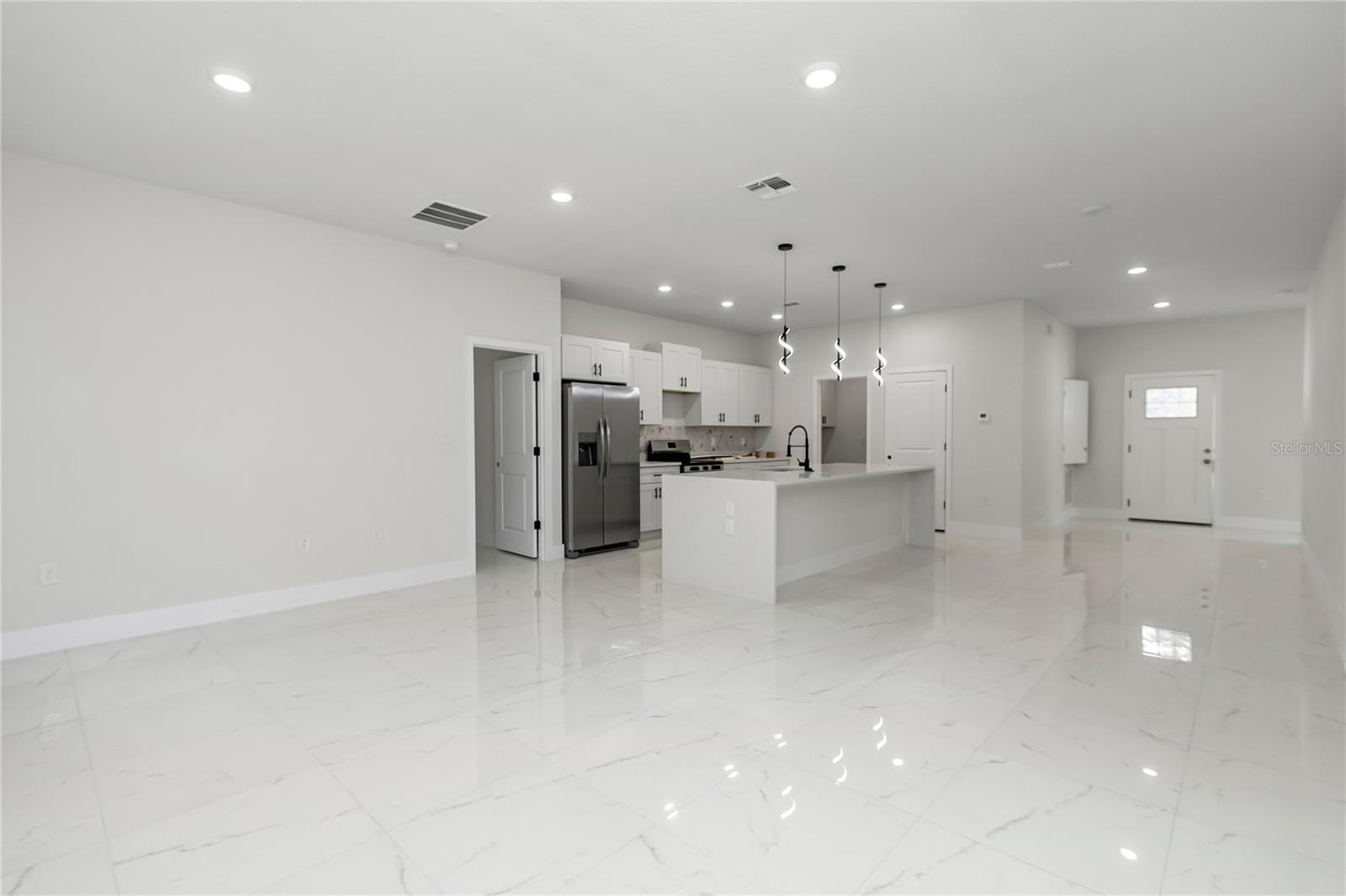 2760 SW 140th Loop