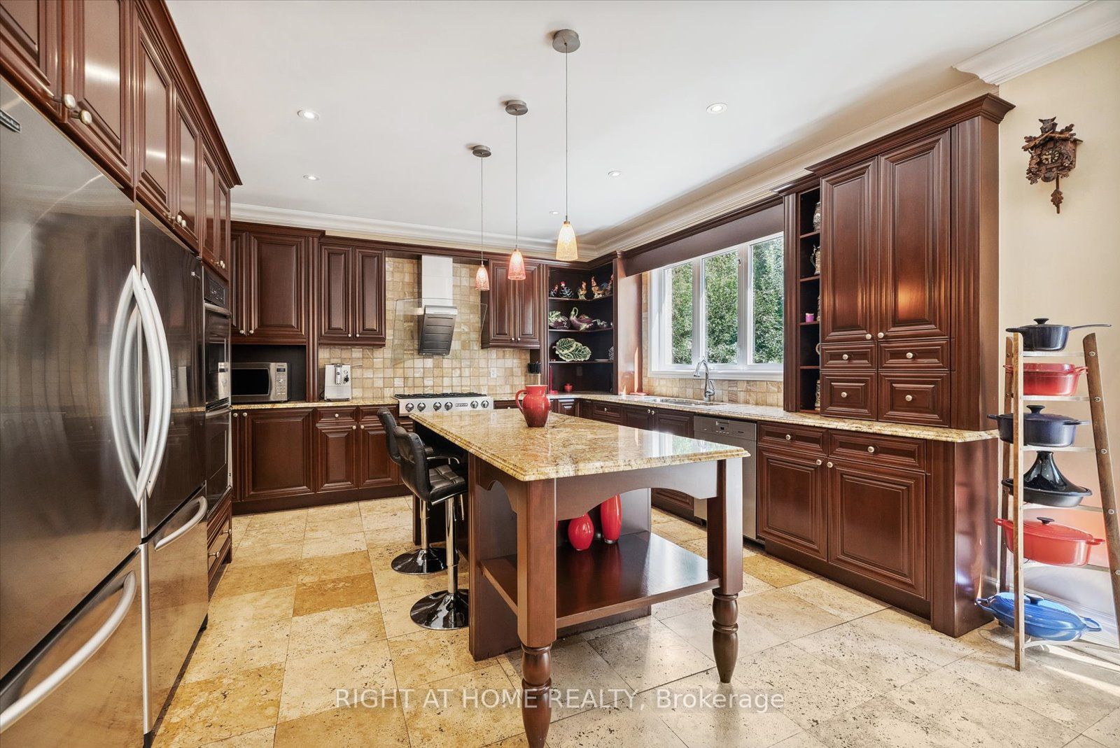 77 Auburndale Dr