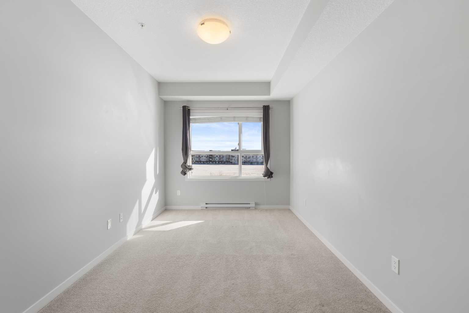 20 Seton Park SE 305