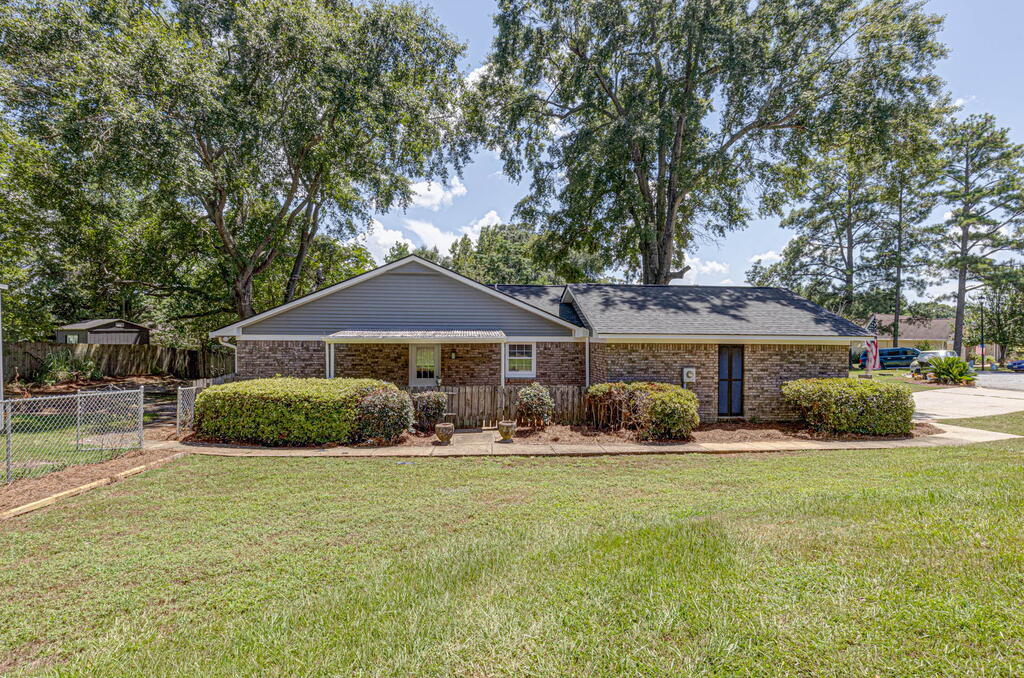 3 North Theri Ct