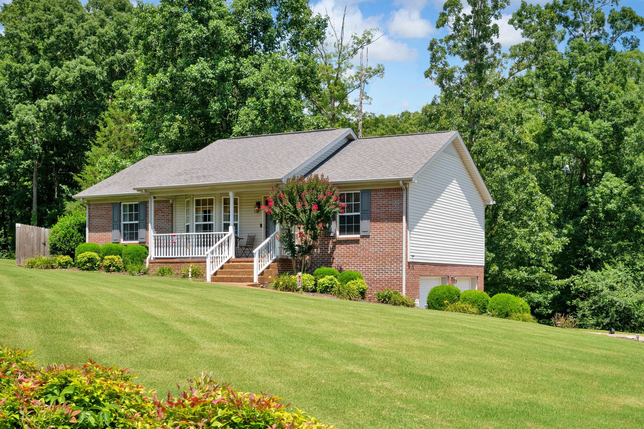 109 Whippoorwill Dr