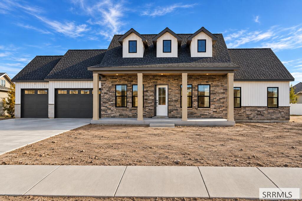 2784 Granite Falls