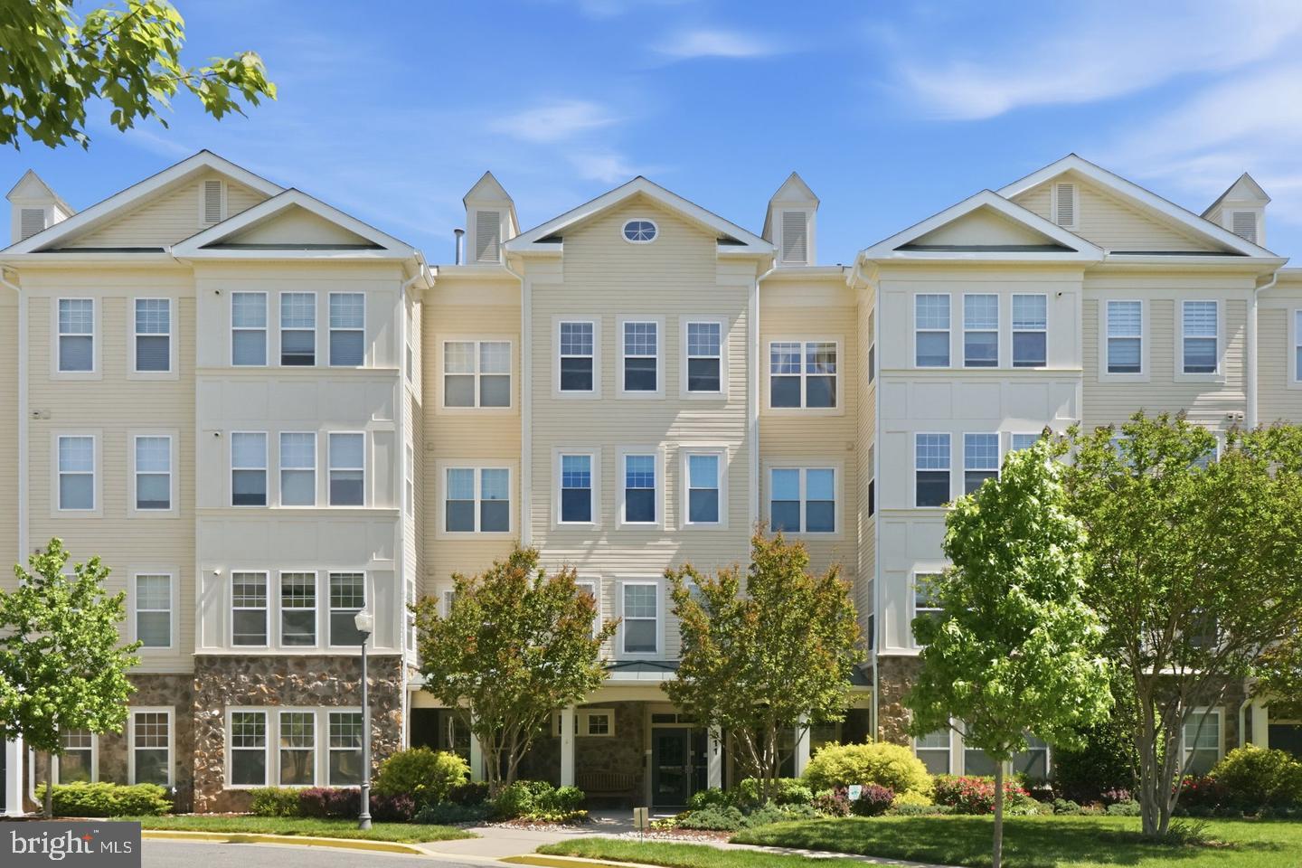 311 High Gables Drive 101