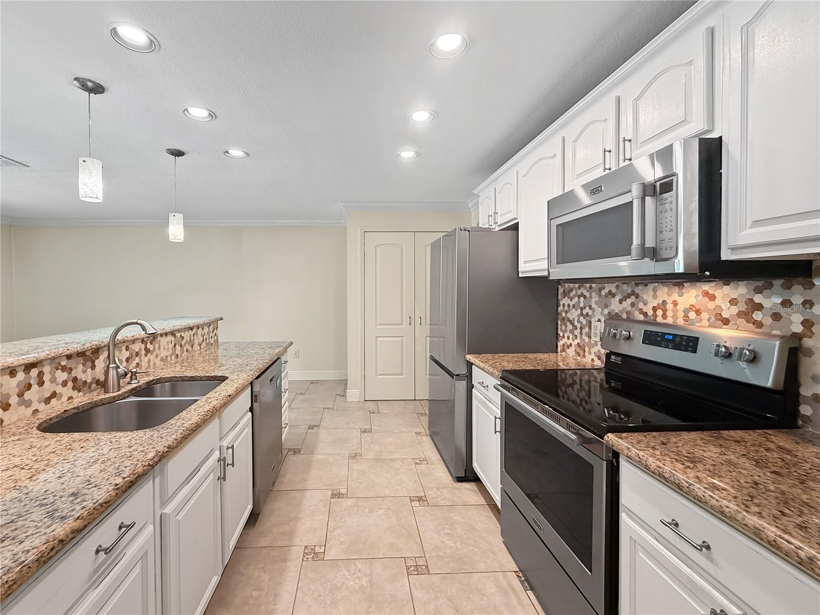 1011 Winding Oaks Drive
