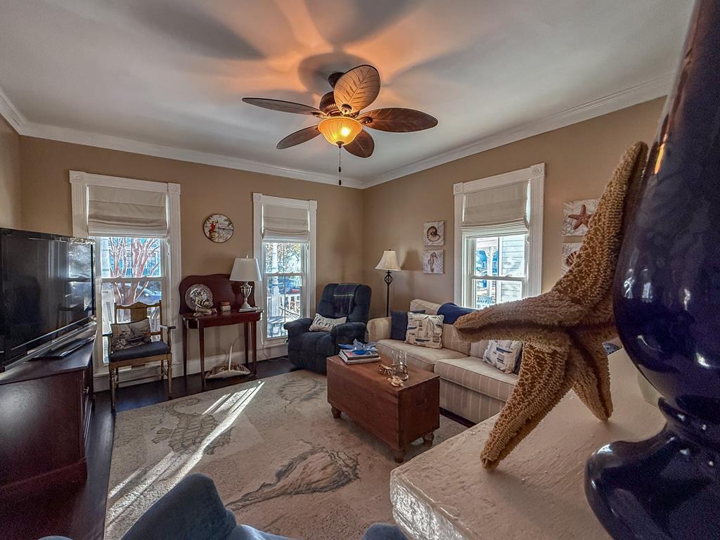 415 Randolph Ave 482