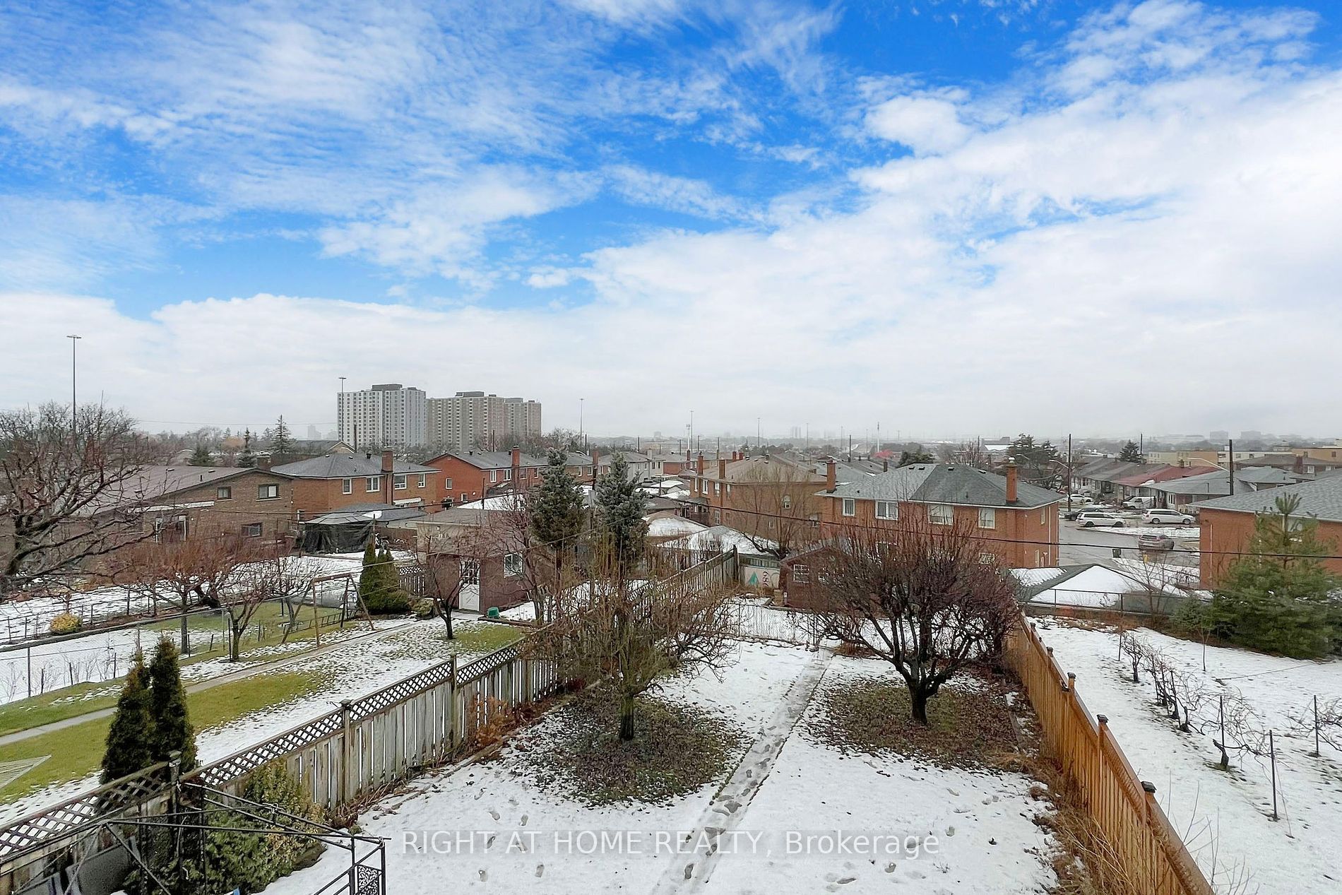 36 W Montana Ave