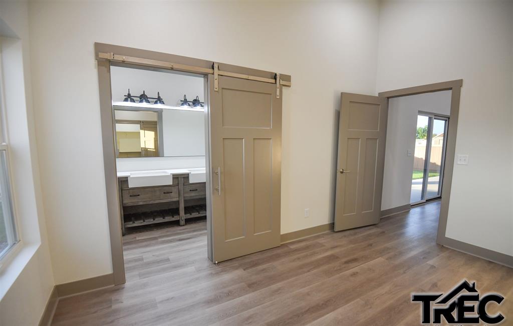 295 Cullman Dr