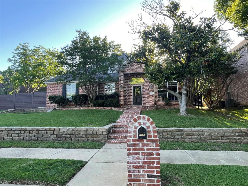 1829 Trail Ridge Lane, Flower Mound, TX