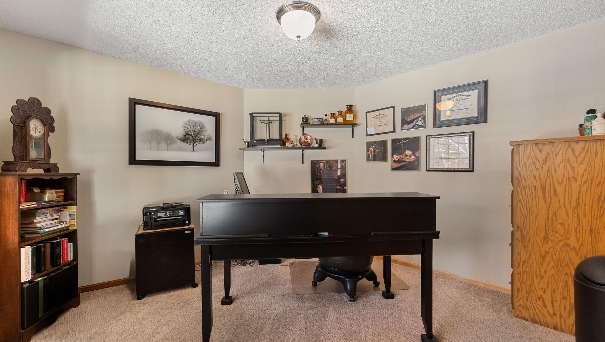 9025 Burton Court NW