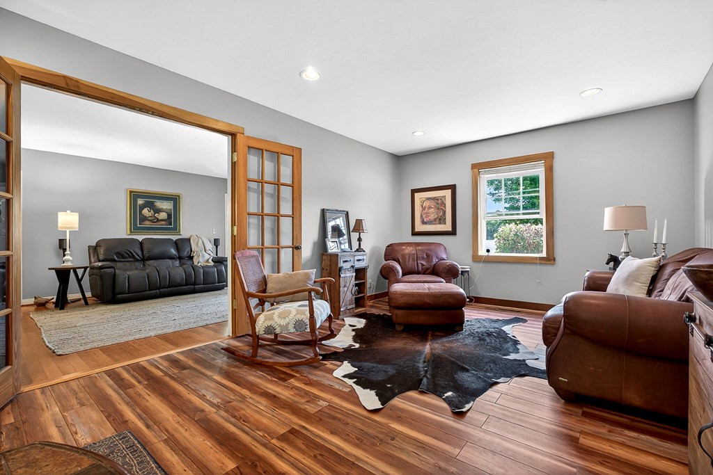 2246 Hidden Cove Rd
