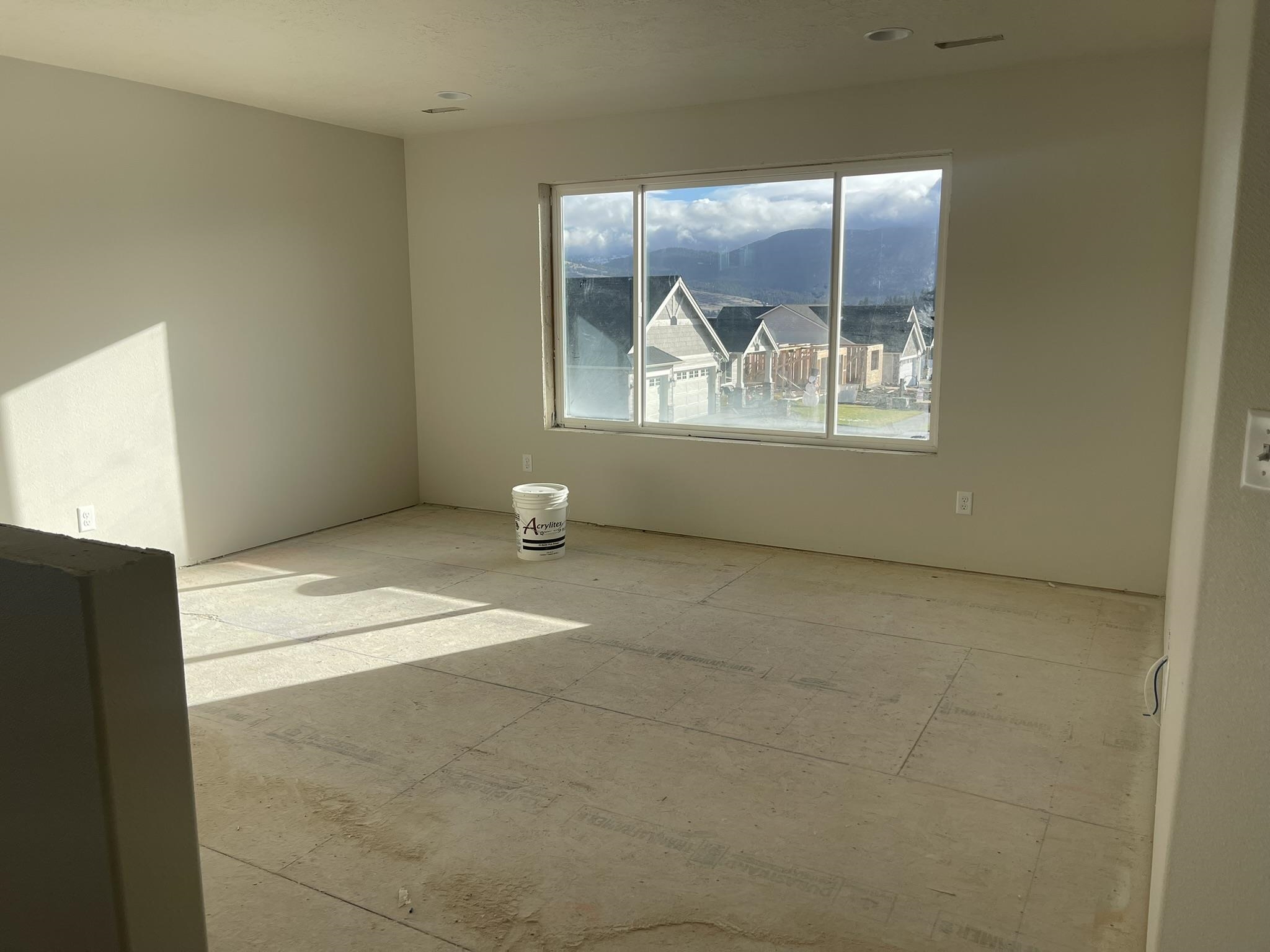 18004 E Wind Rose Ct