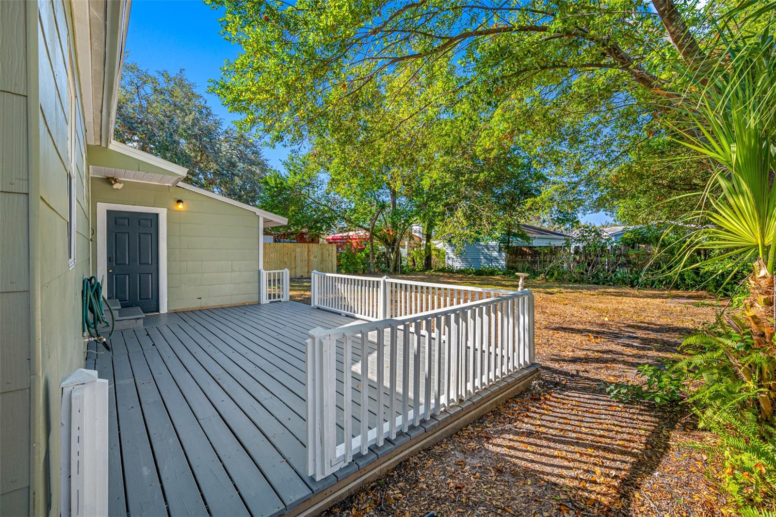 7302 N Highland Avenue