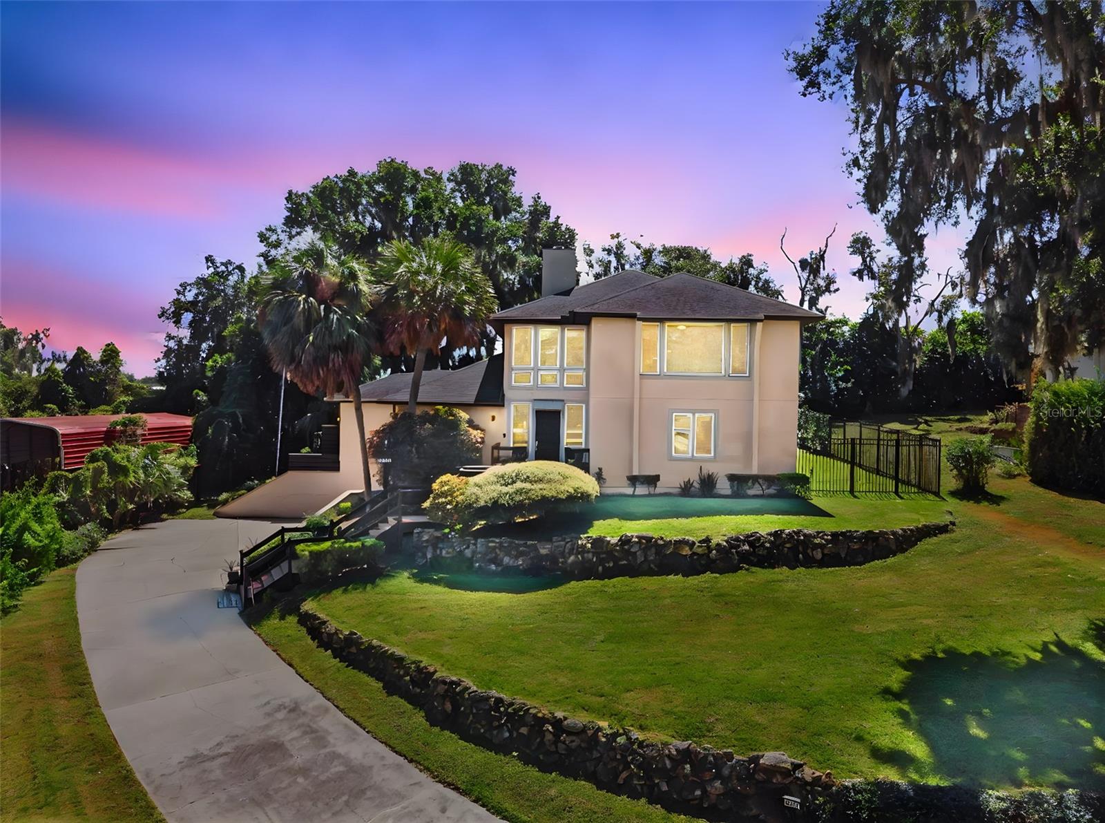 6846 Lake View Drive