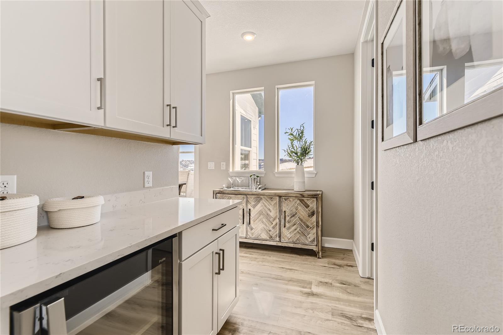 1720 Fox Trotter Point