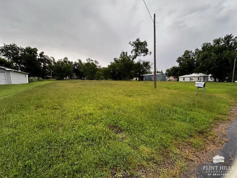 104 N Main Street 106 N. Main Street