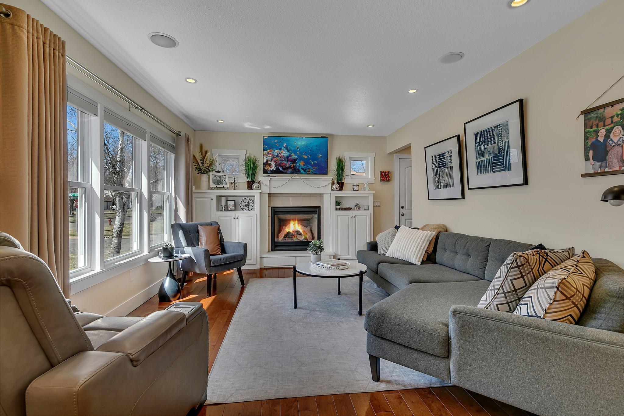 1200 Kilian Boulevard SE