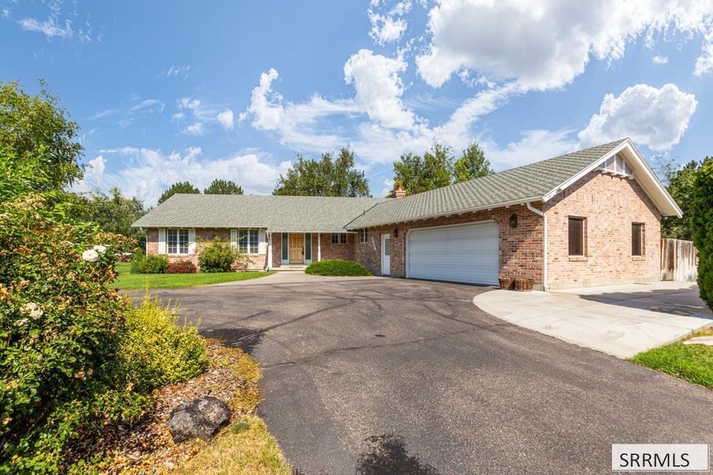 2770 Homestead Lane