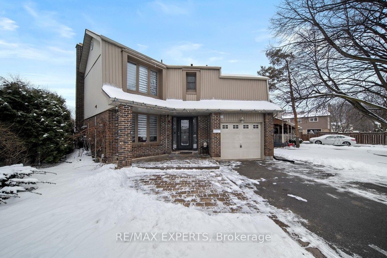 42 Montcalm Pl