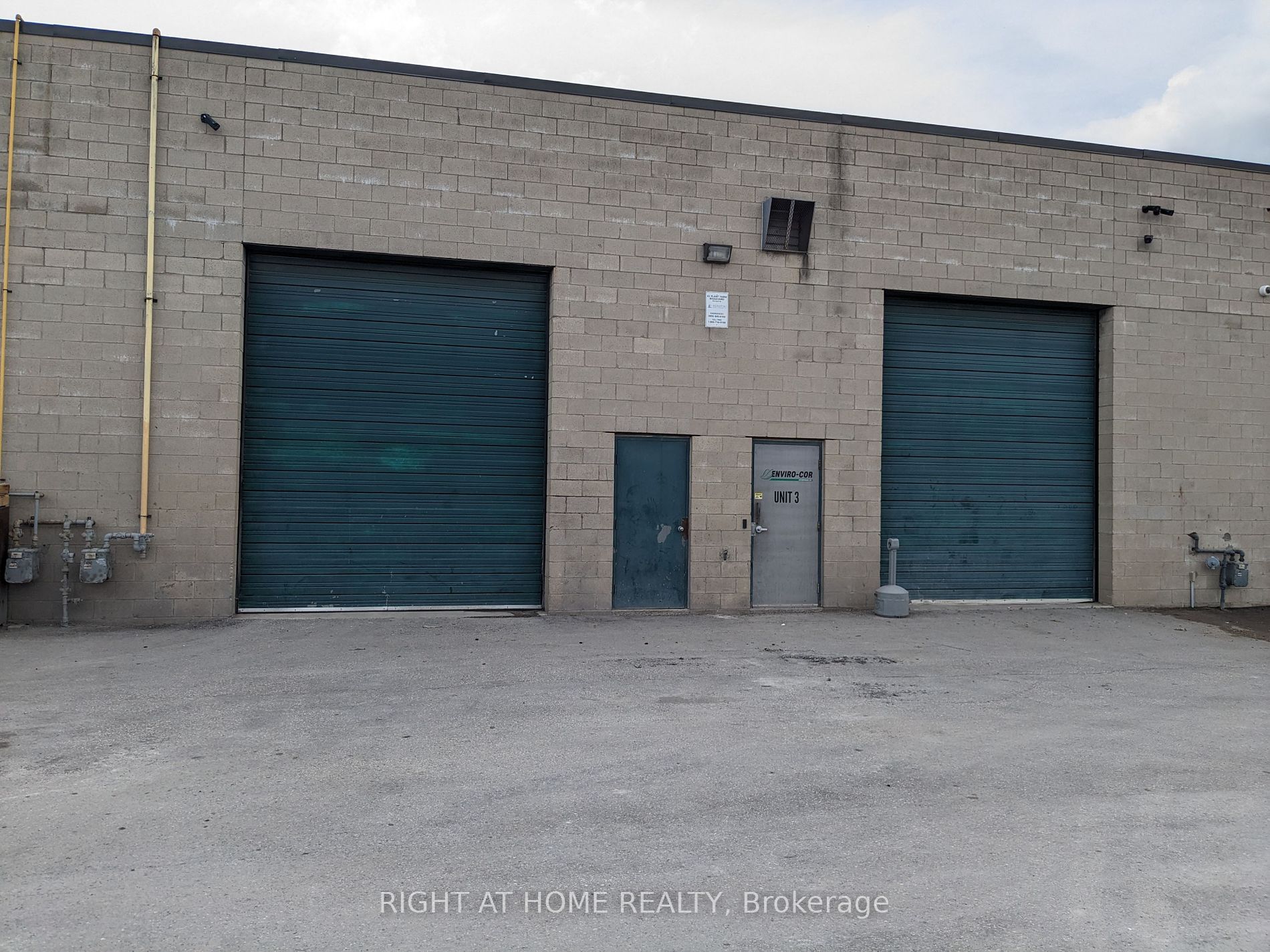62 Plant Farm Blvd 3,4,7