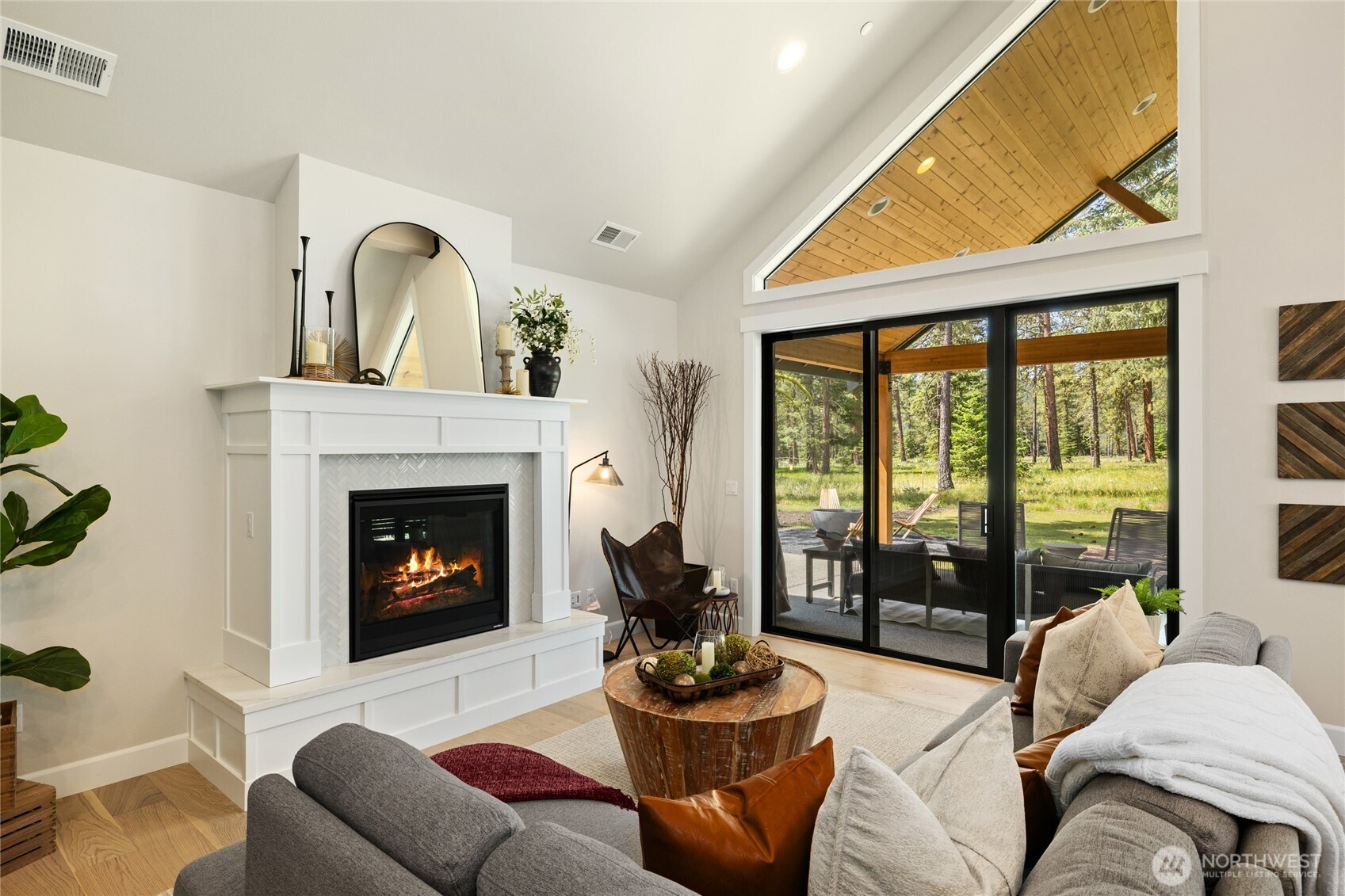 Cozy living room with gas fireplace.