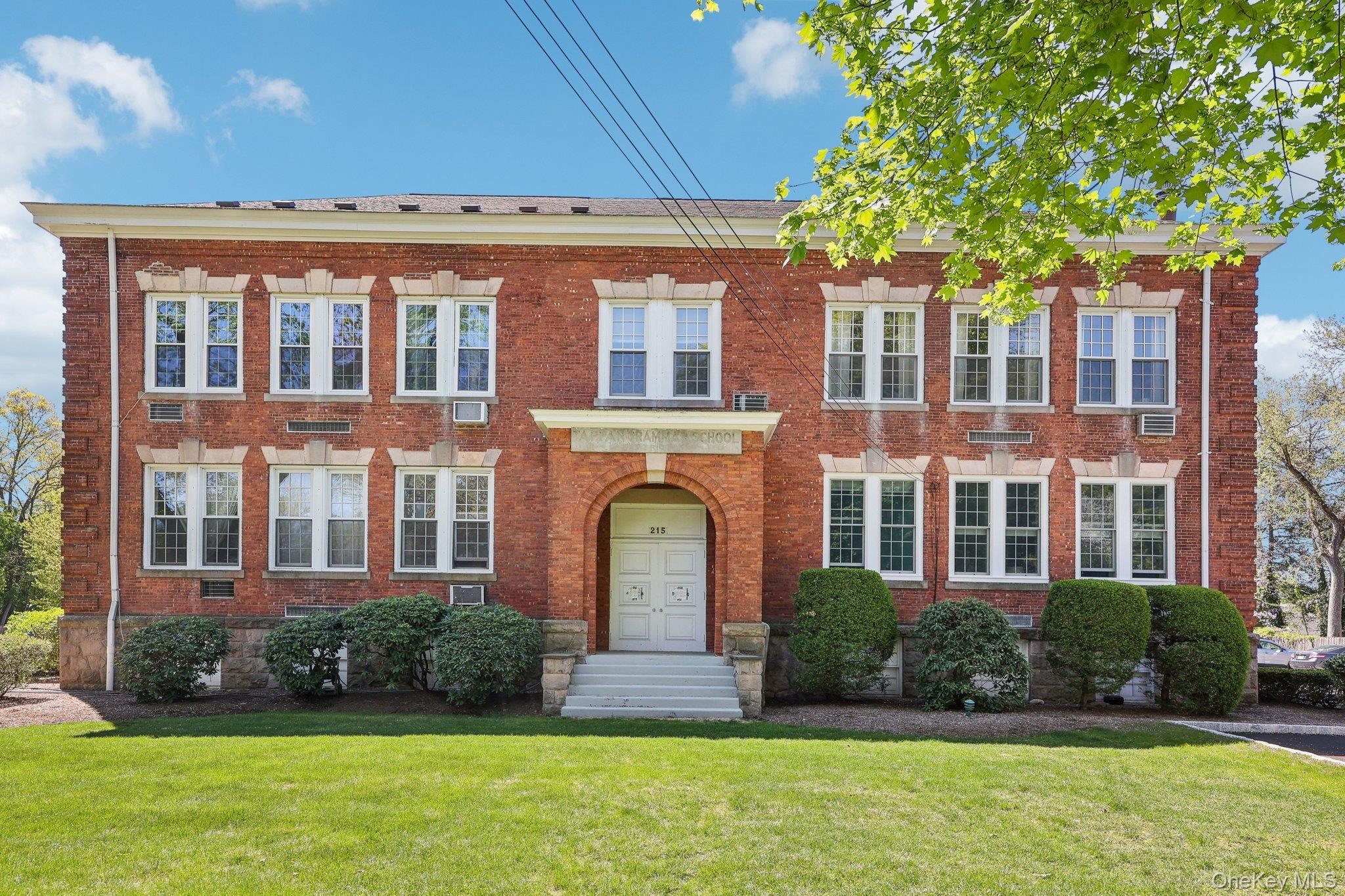 215 Washington Street