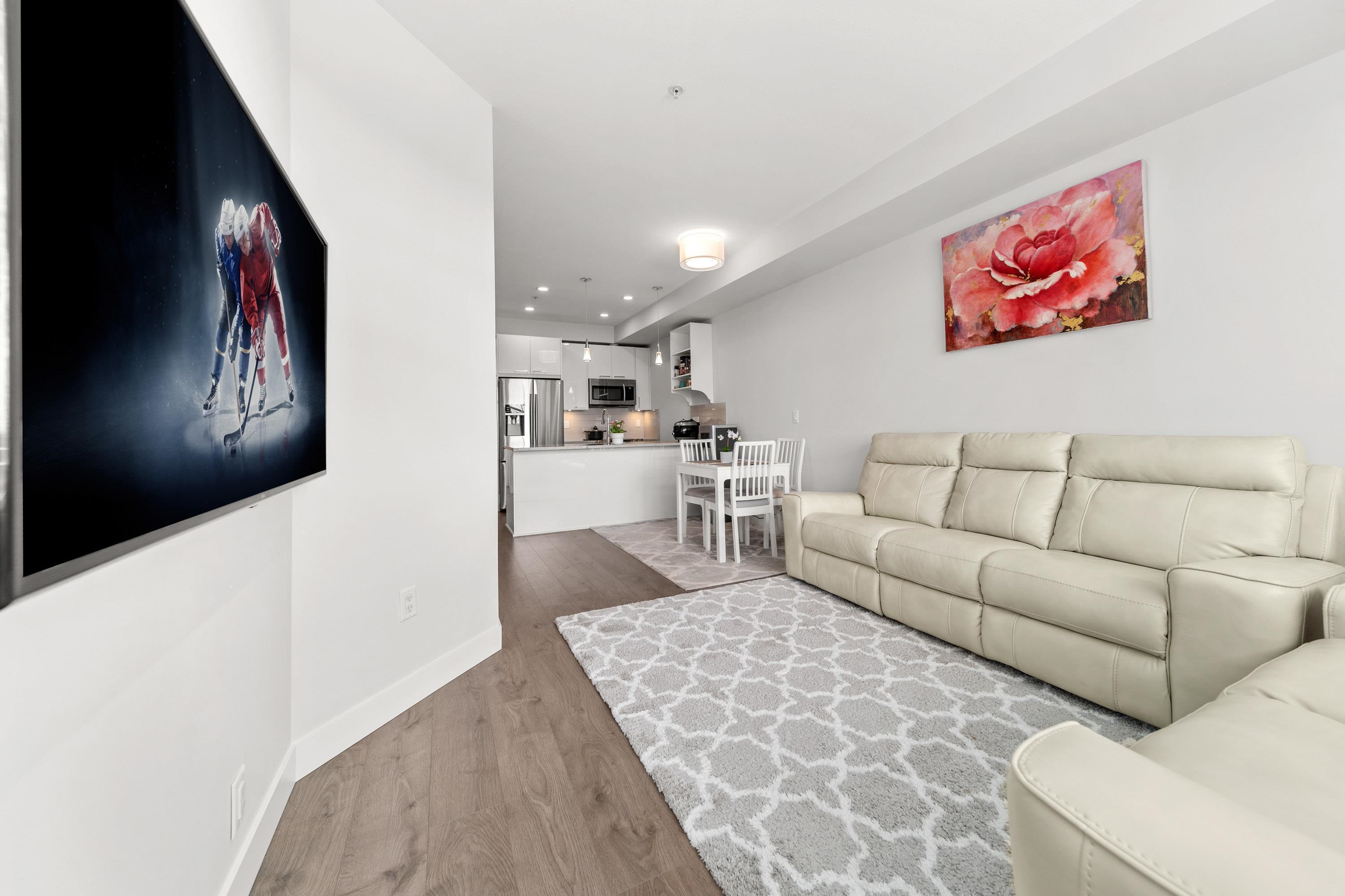 20686 Eastleigh Crescent 414