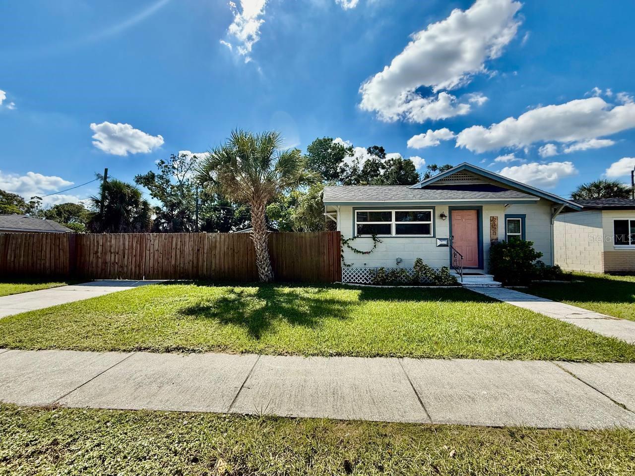 2120 46th Av N