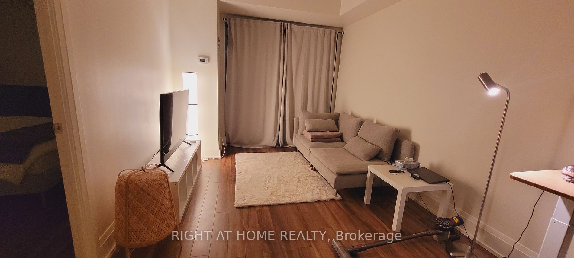 120 Harrison Garden Blvd 516