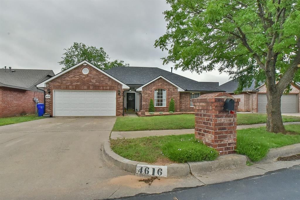 Just Listed in Norman!
This beautifully maintained home offers a blend of comfort, style, and convenience. Recent updates include brand-new kitchen countertops and a new sliding glass door leading to the backyard. Ideally located near shopping, dining, and with easy access to the interstate, this home is perfect for today's lifestyle.

Opportunities like this don’t last—schedule your showing today!