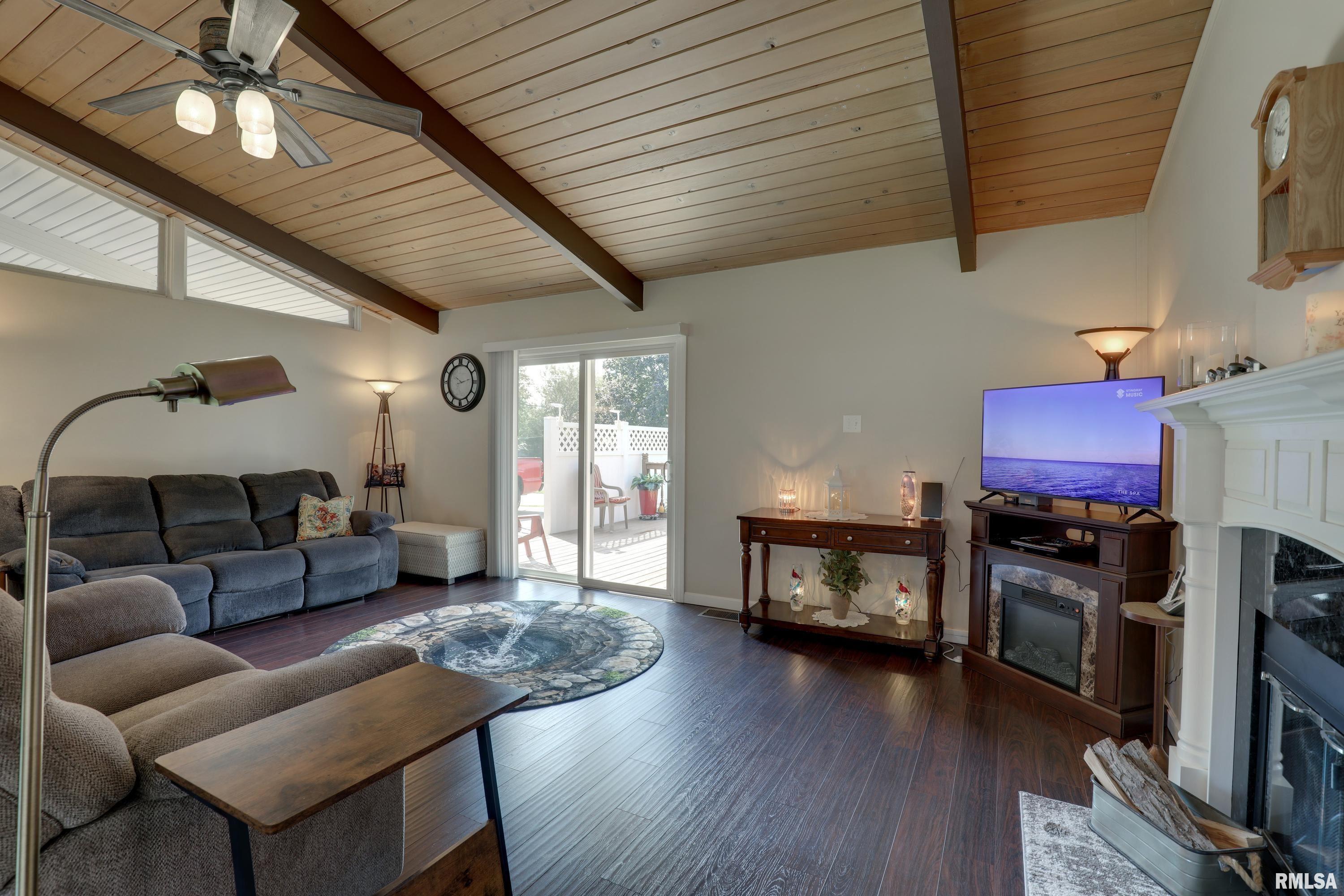 728 Ridgewood Drive