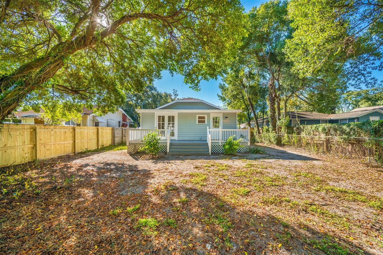1018 E Emma Street